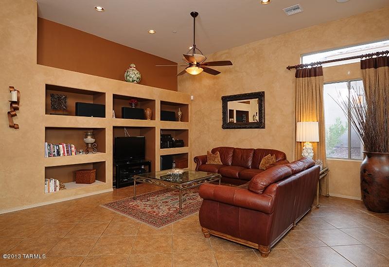 680 W Bright Canyon Drive