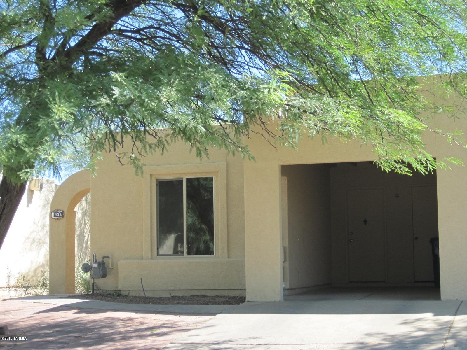 1936 N Frances Boulevard