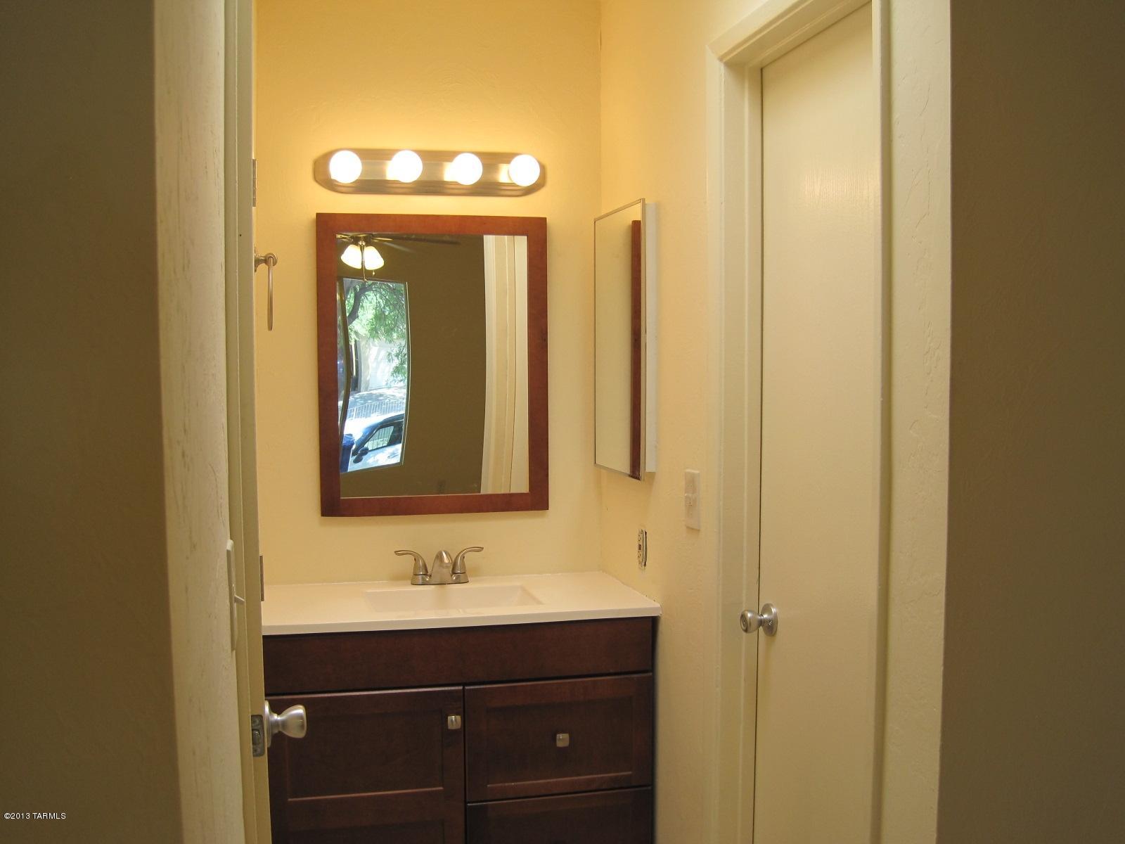 1936 N Frances Boulevard