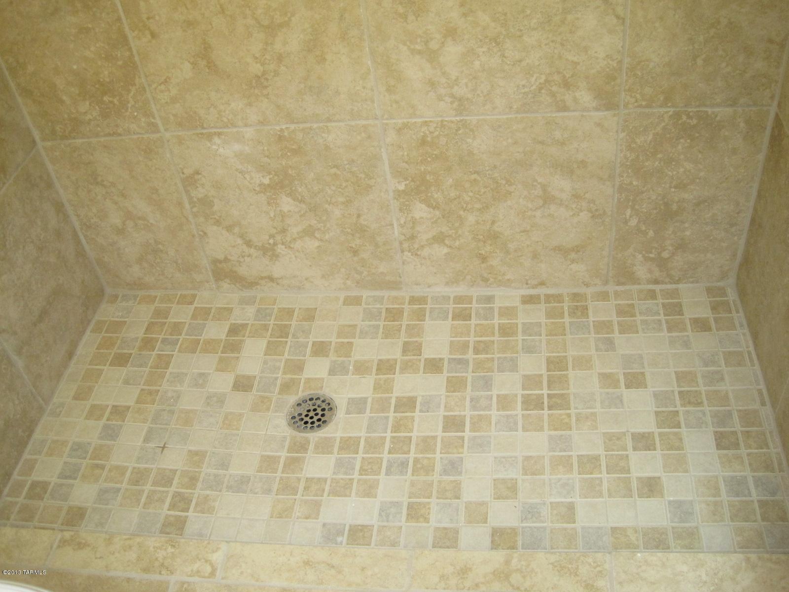 1936 N Frances Boulevard