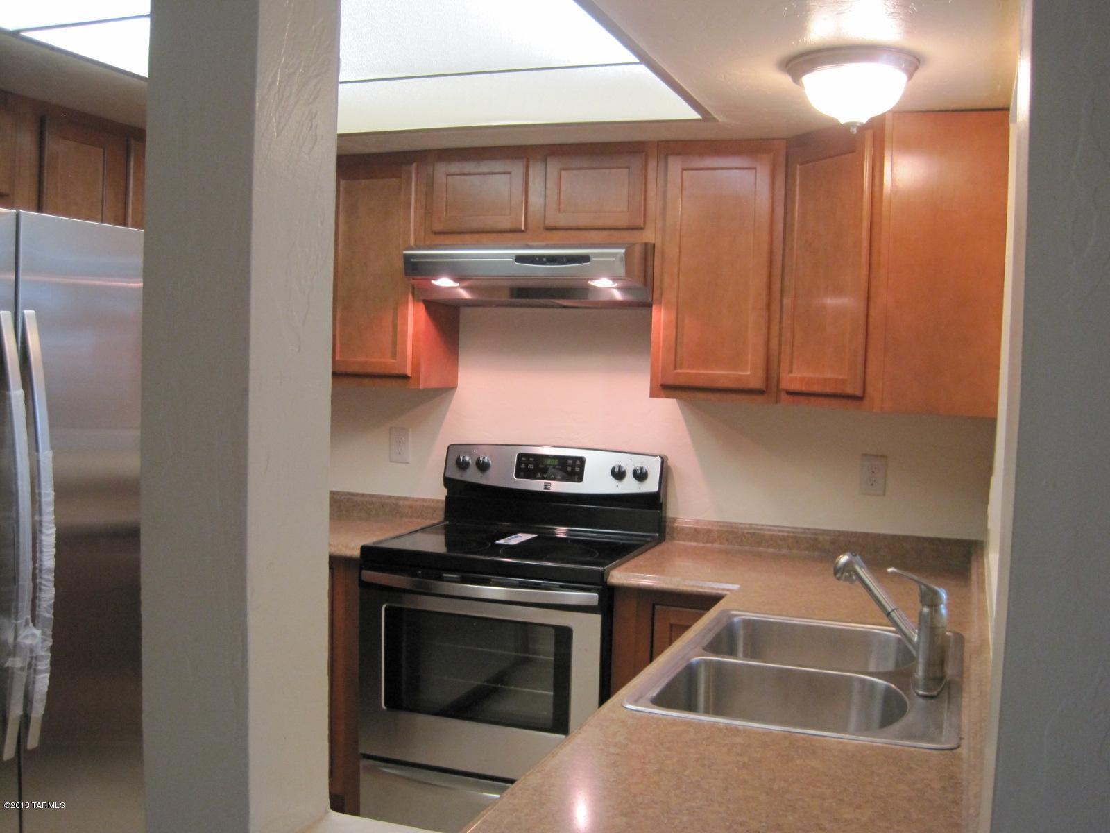 1936 N Frances Boulevard