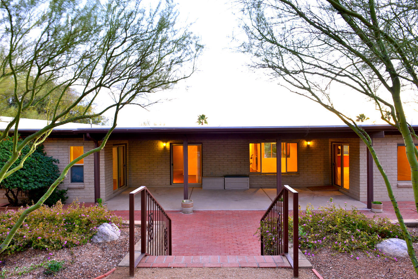 8421 E Fernhill Drive