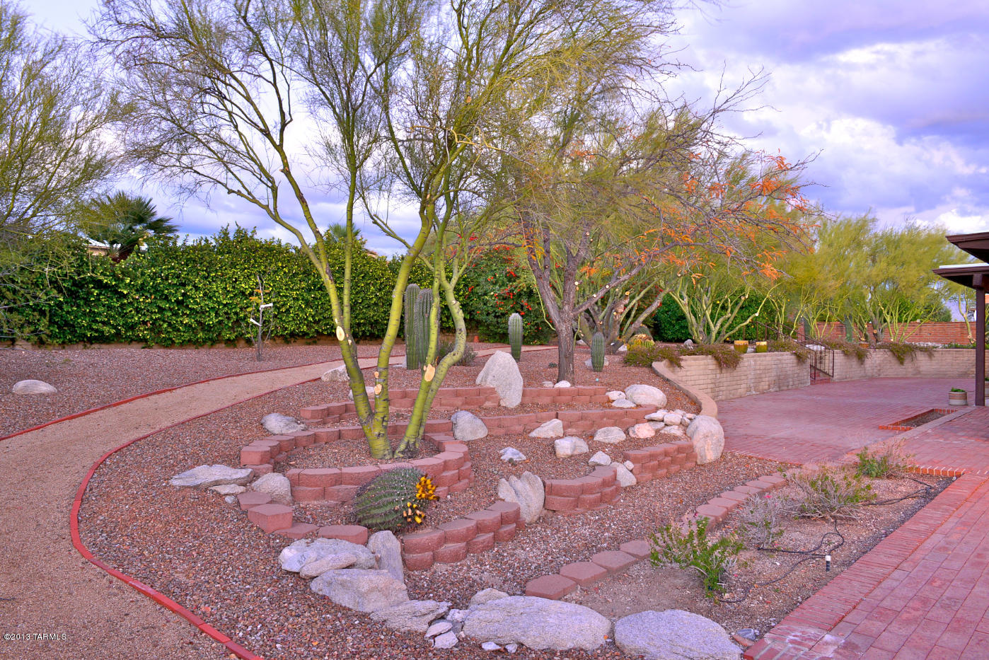 8421 E Fernhill Drive