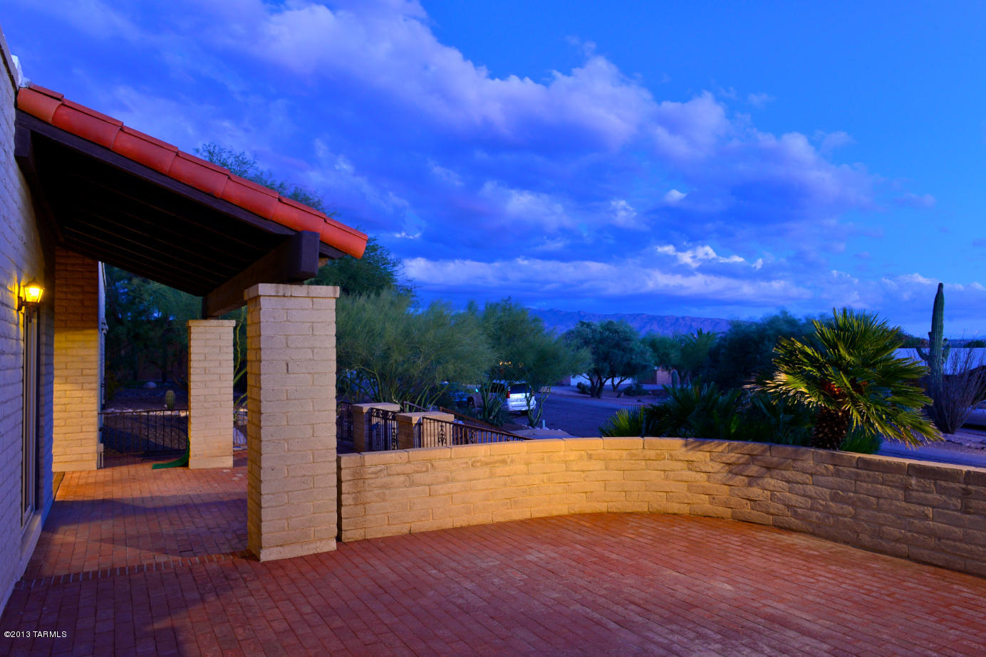 8421 E Fernhill Drive