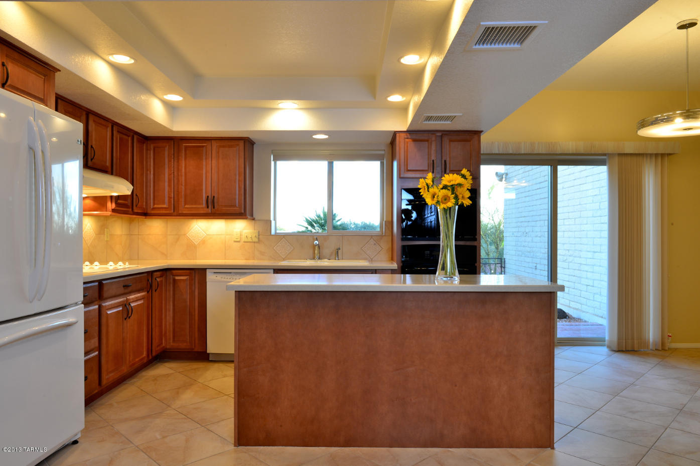 8421 E Fernhill Drive