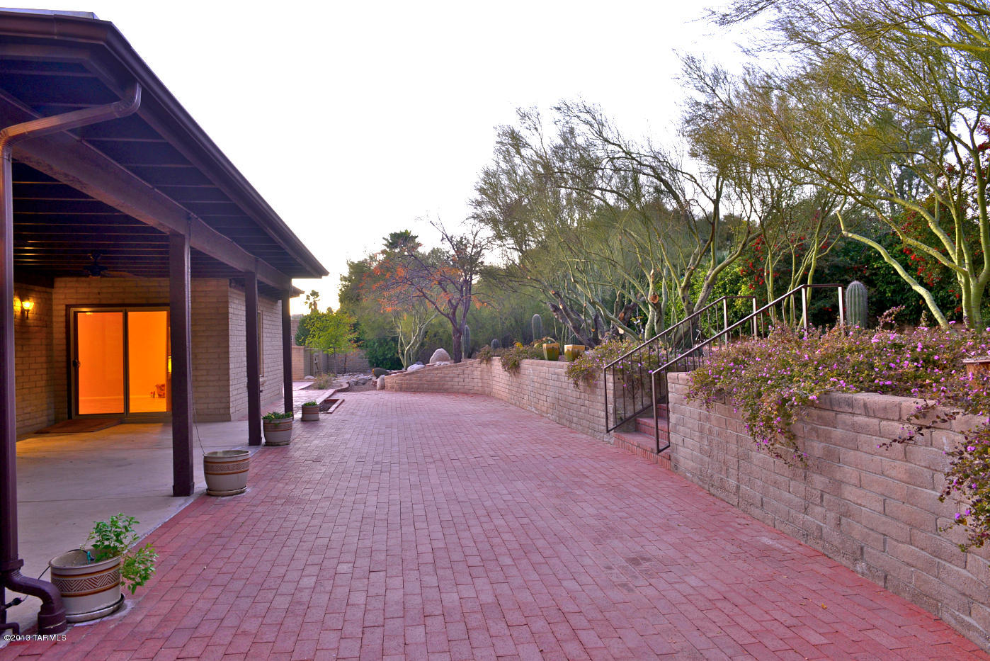 8421 E Fernhill Drive