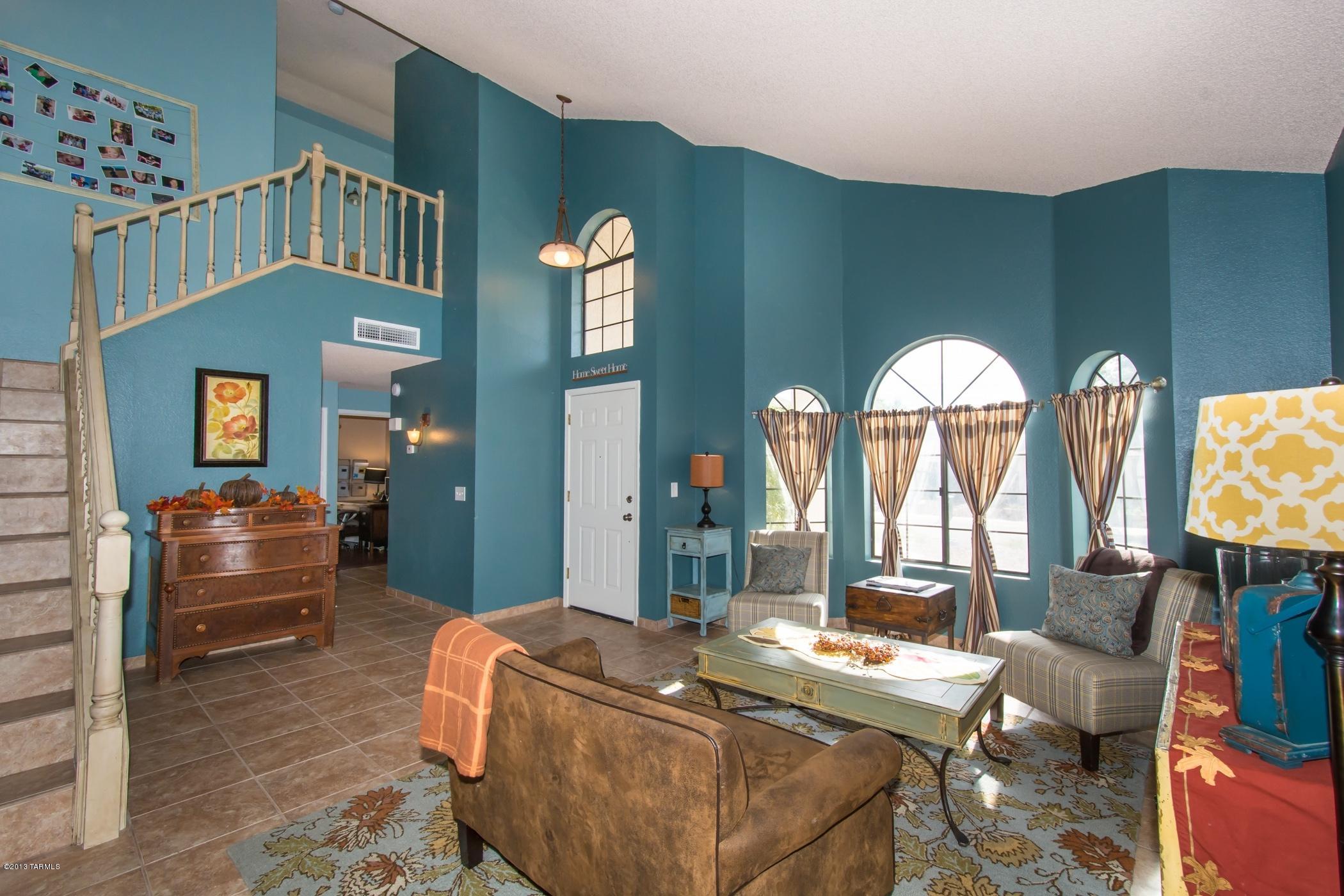 2640 W Camino Del Venegas