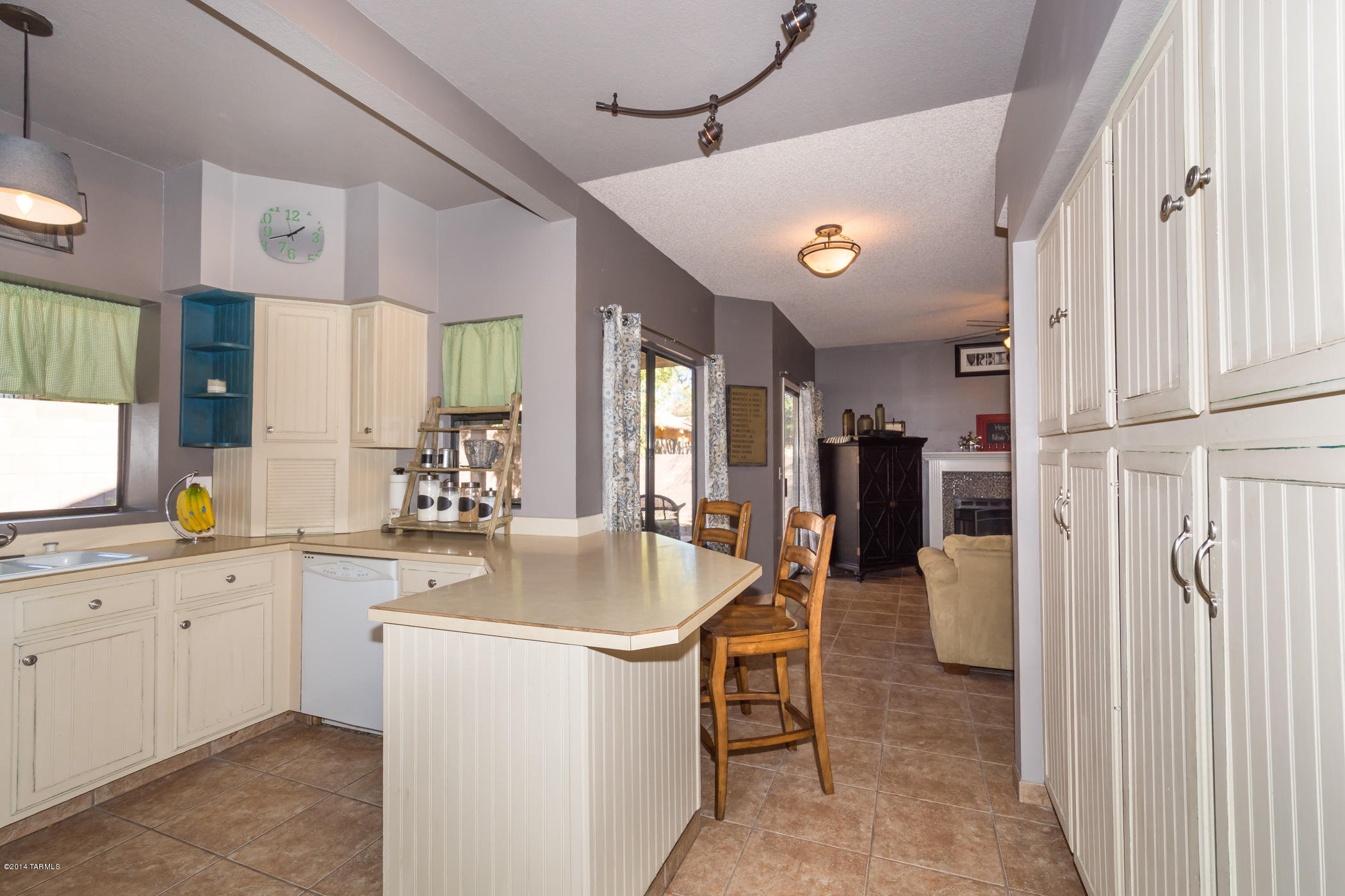 2640 W Camino Del Venegas