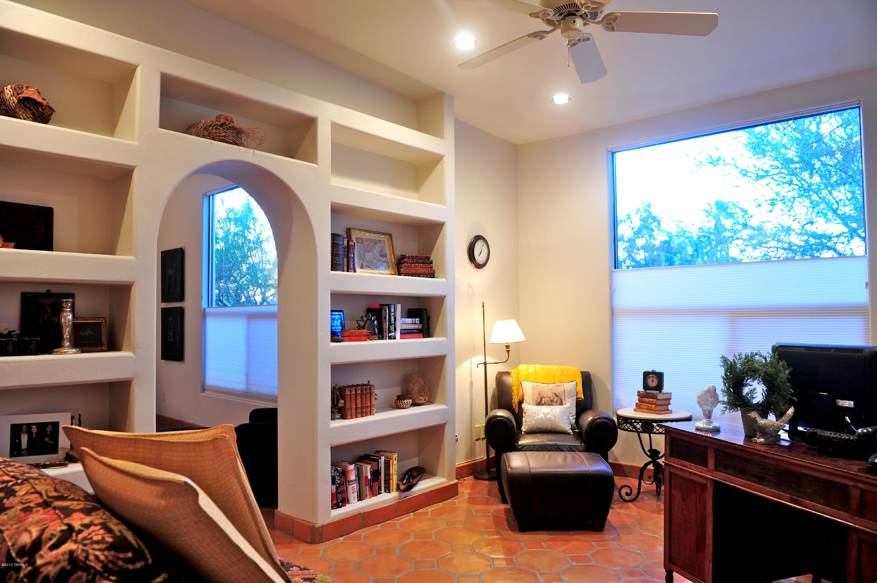 5732 N Camino Arturo