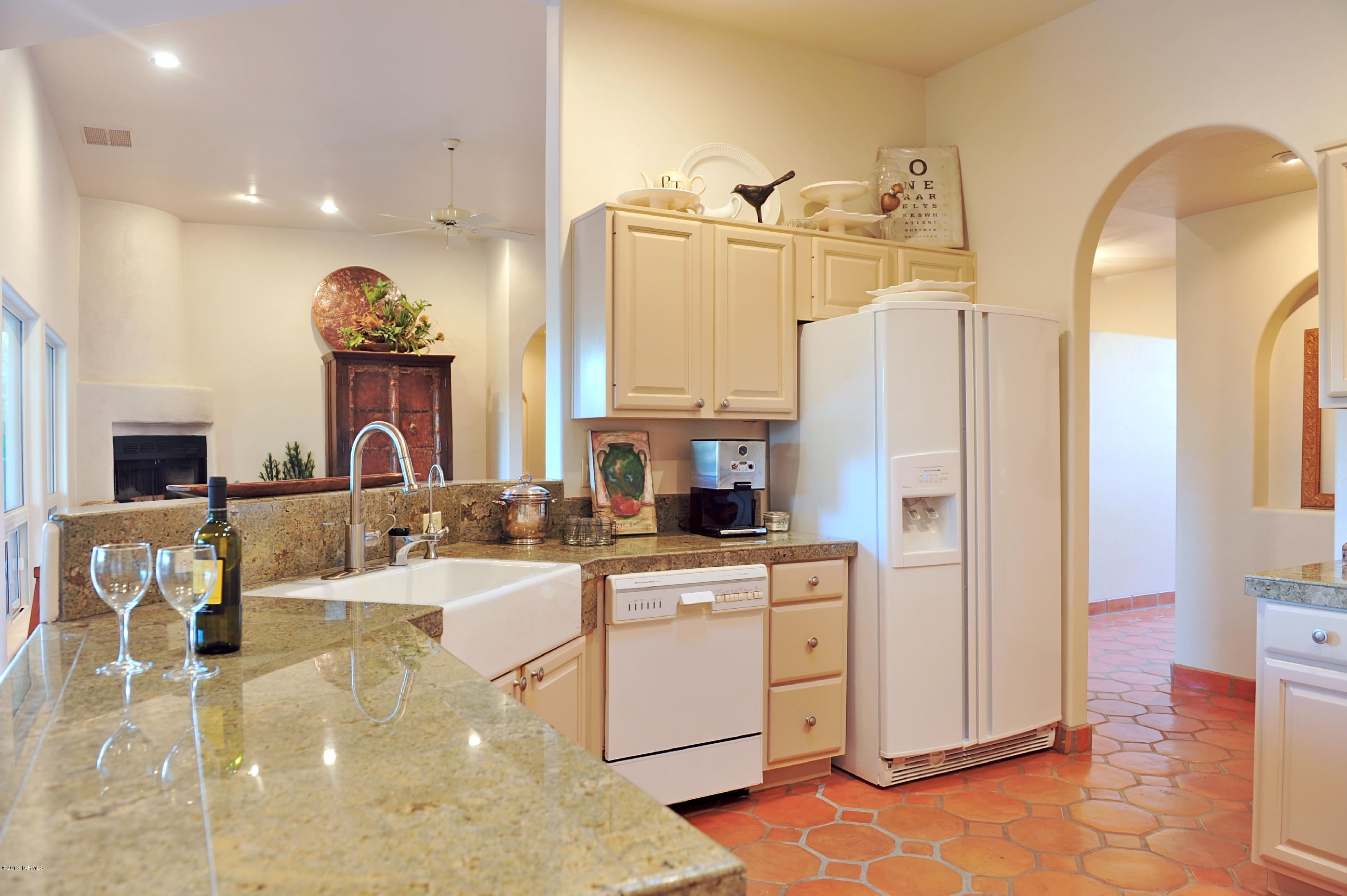 5732 N Camino Arturo