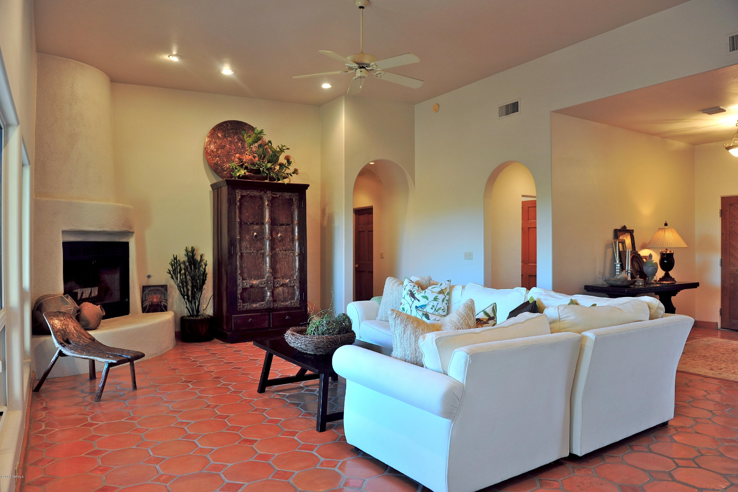 5732 N Camino Arturo