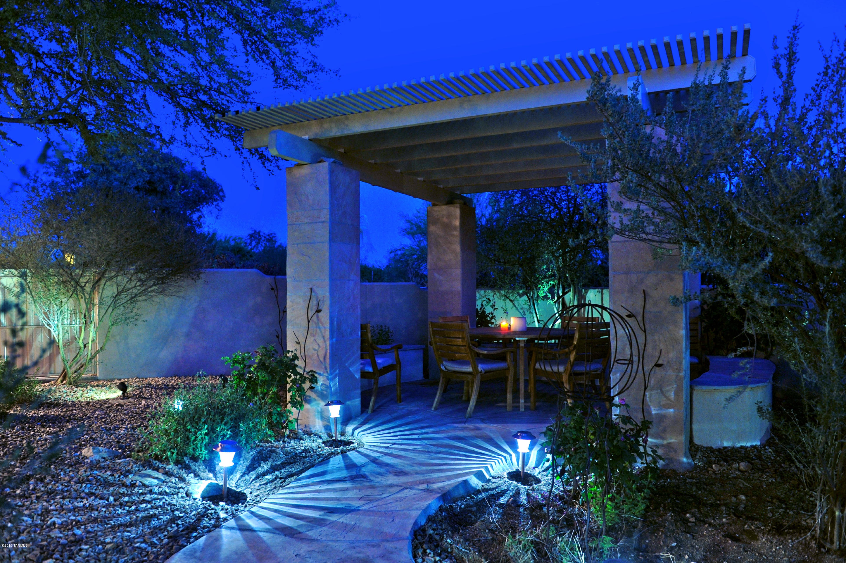 5732 N Camino Arturo