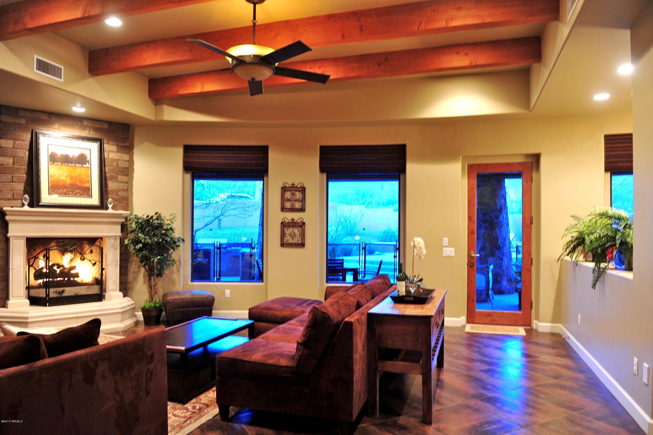 7598 N Mystic Canyon Drive