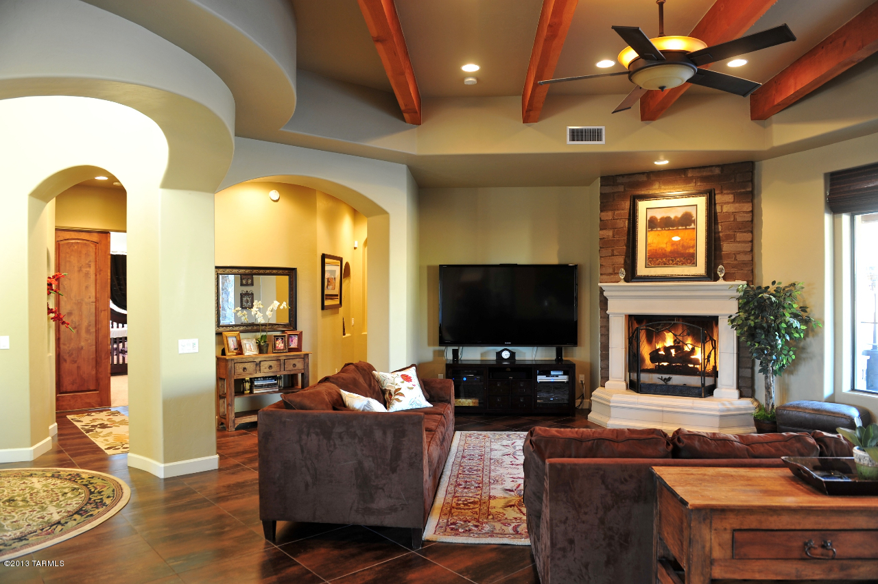 7598 N Mystic Canyon Drive