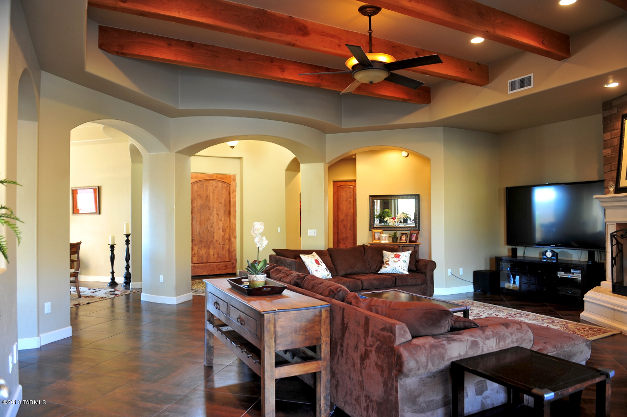 7598 N Mystic Canyon Drive