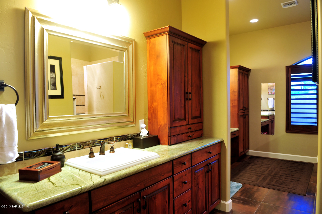 7598 N Mystic Canyon Drive