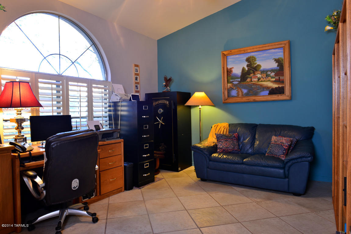 217 W Milbrae Springs Drive