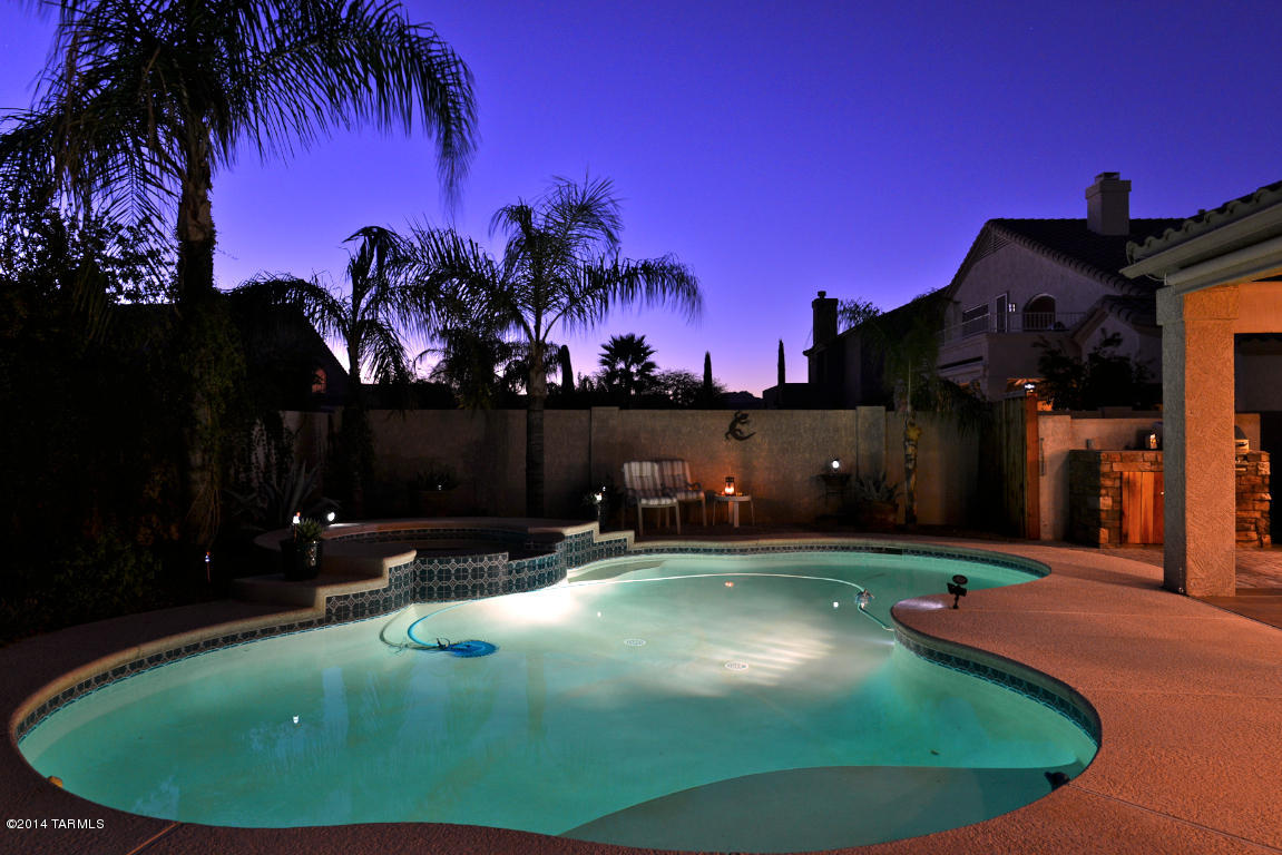 217 W Milbrae Springs Drive