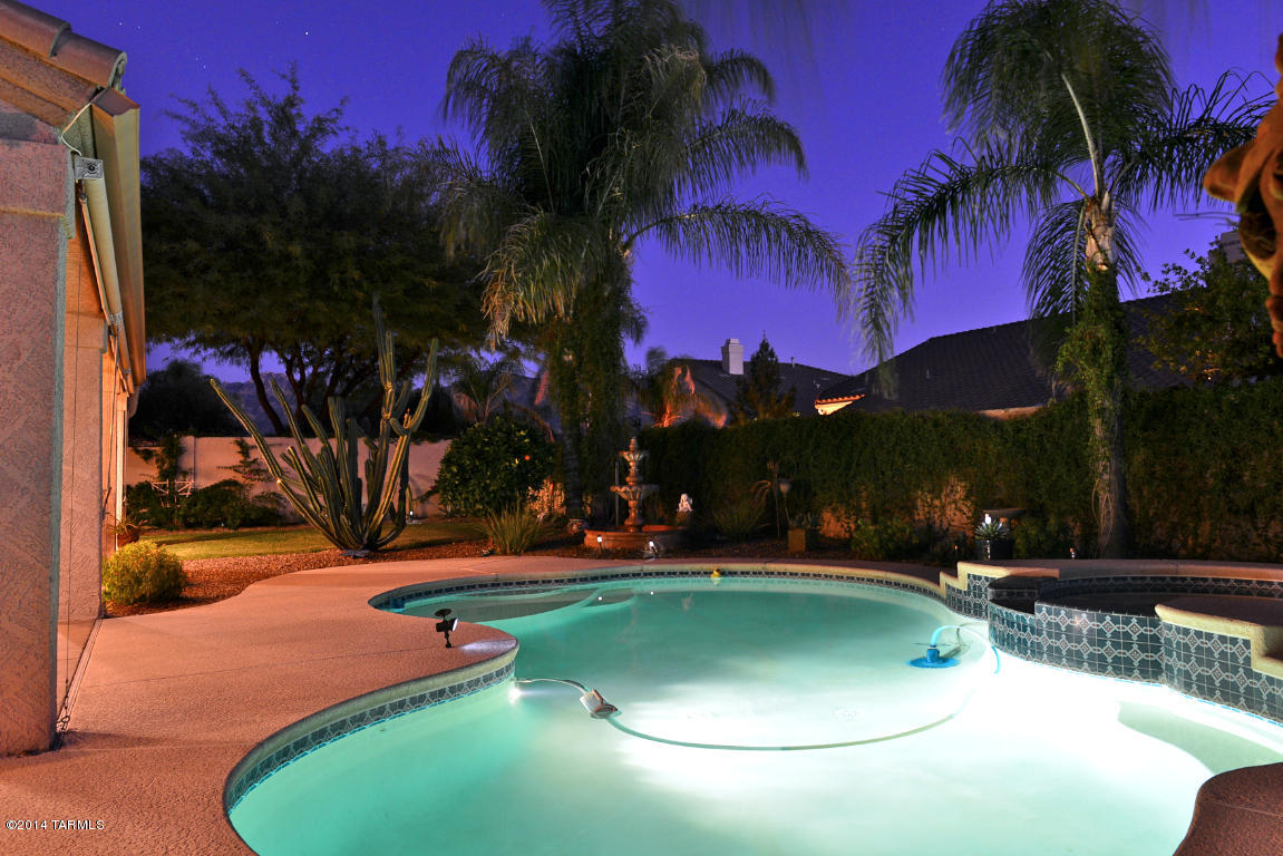 217 W Milbrae Springs Drive