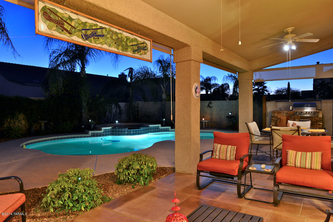 217 W Milbrae Springs Drive