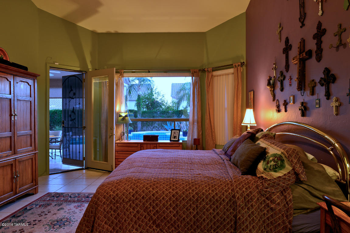 217 W Milbrae Springs Drive