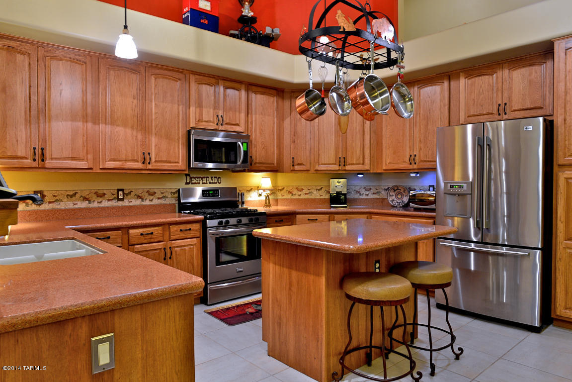 217 W Milbrae Springs Drive