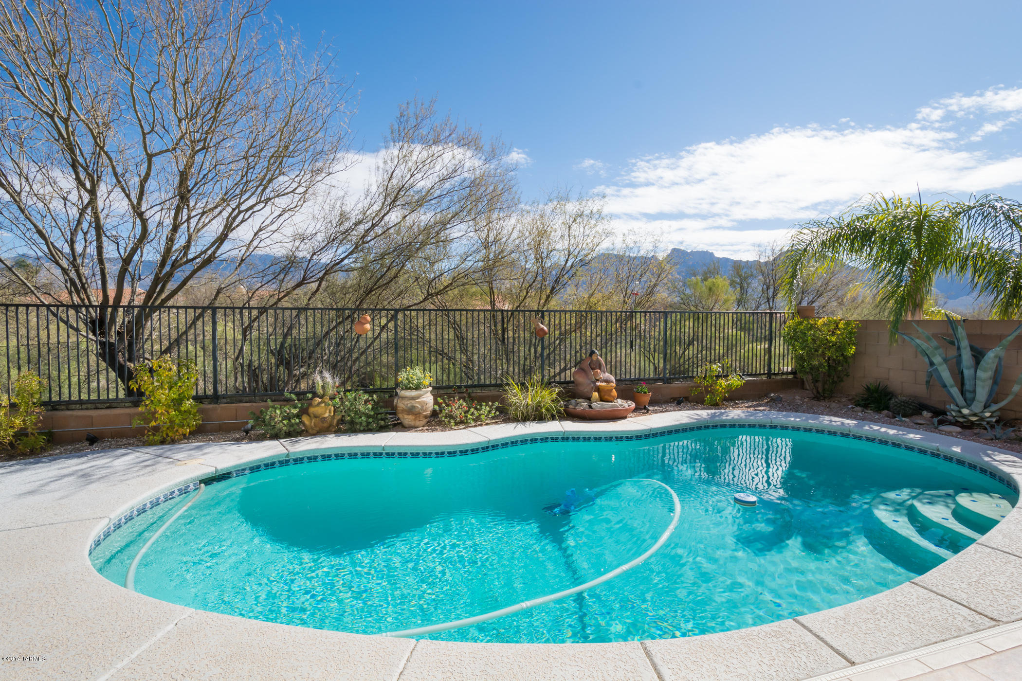 12212 N New Dawn Avenue