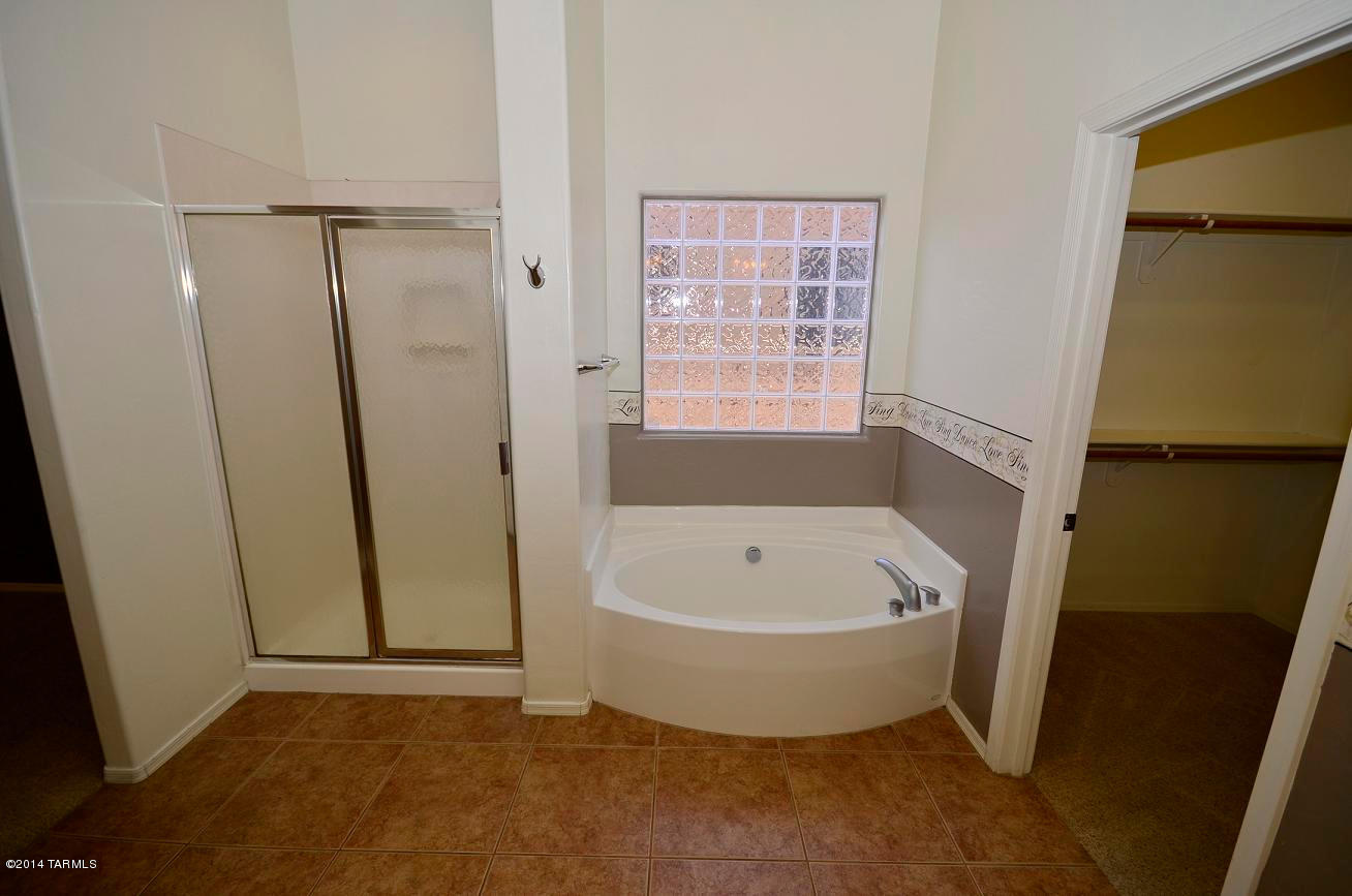 7117 W Autumn Gold Court