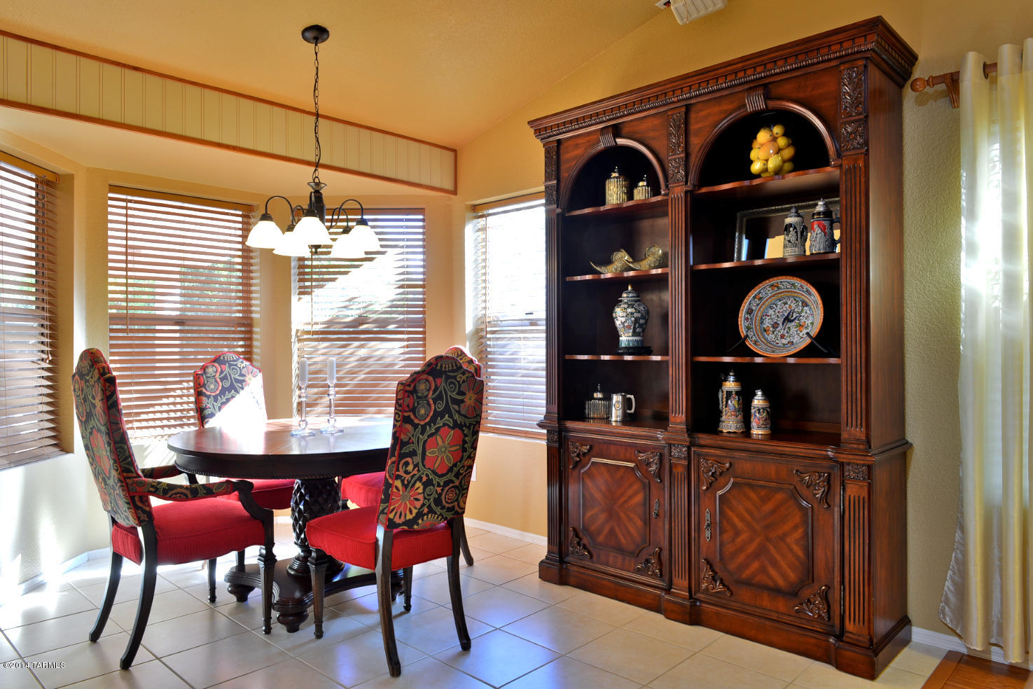 1548 W Sunridge Drive