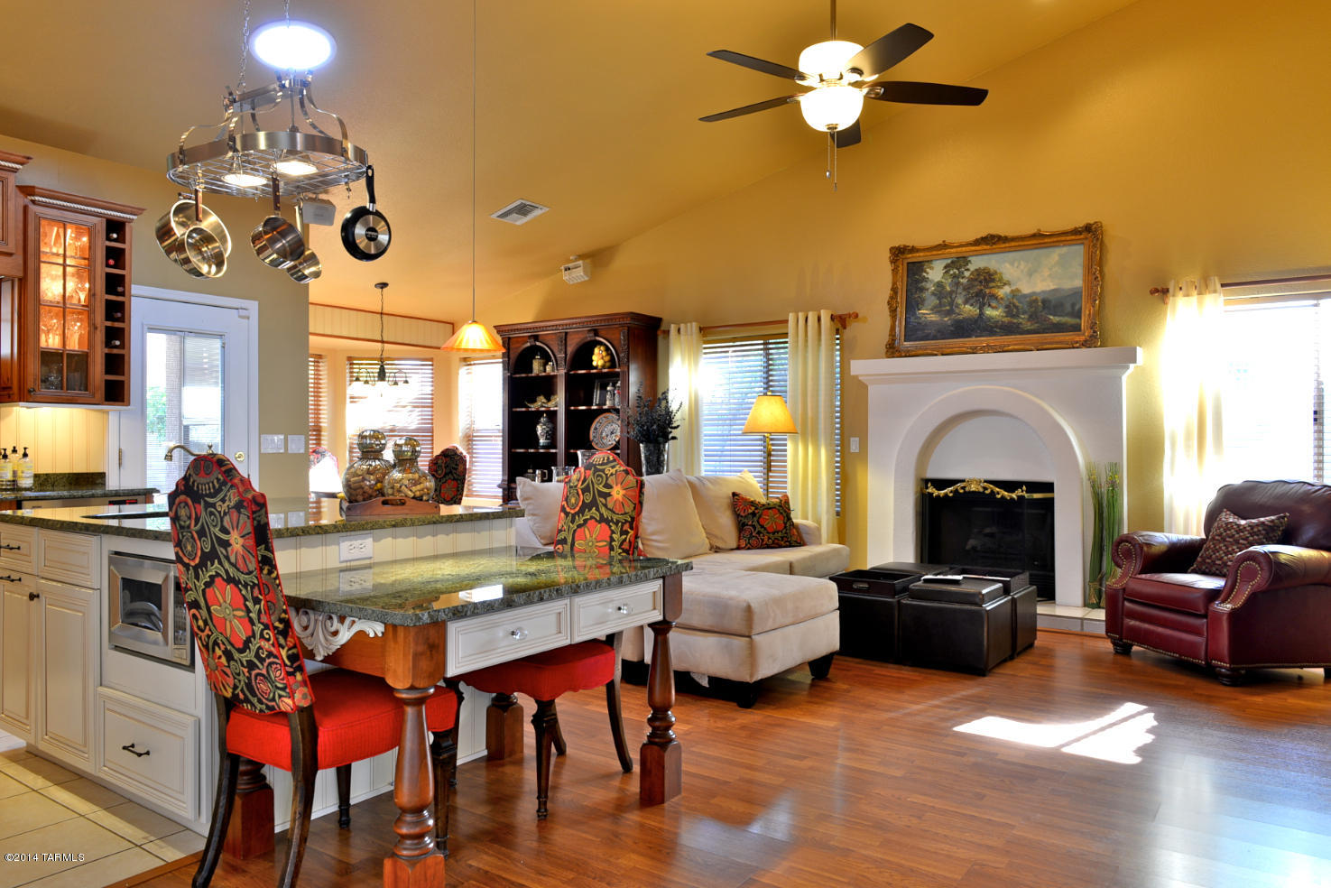 1548 W Sunridge Drive