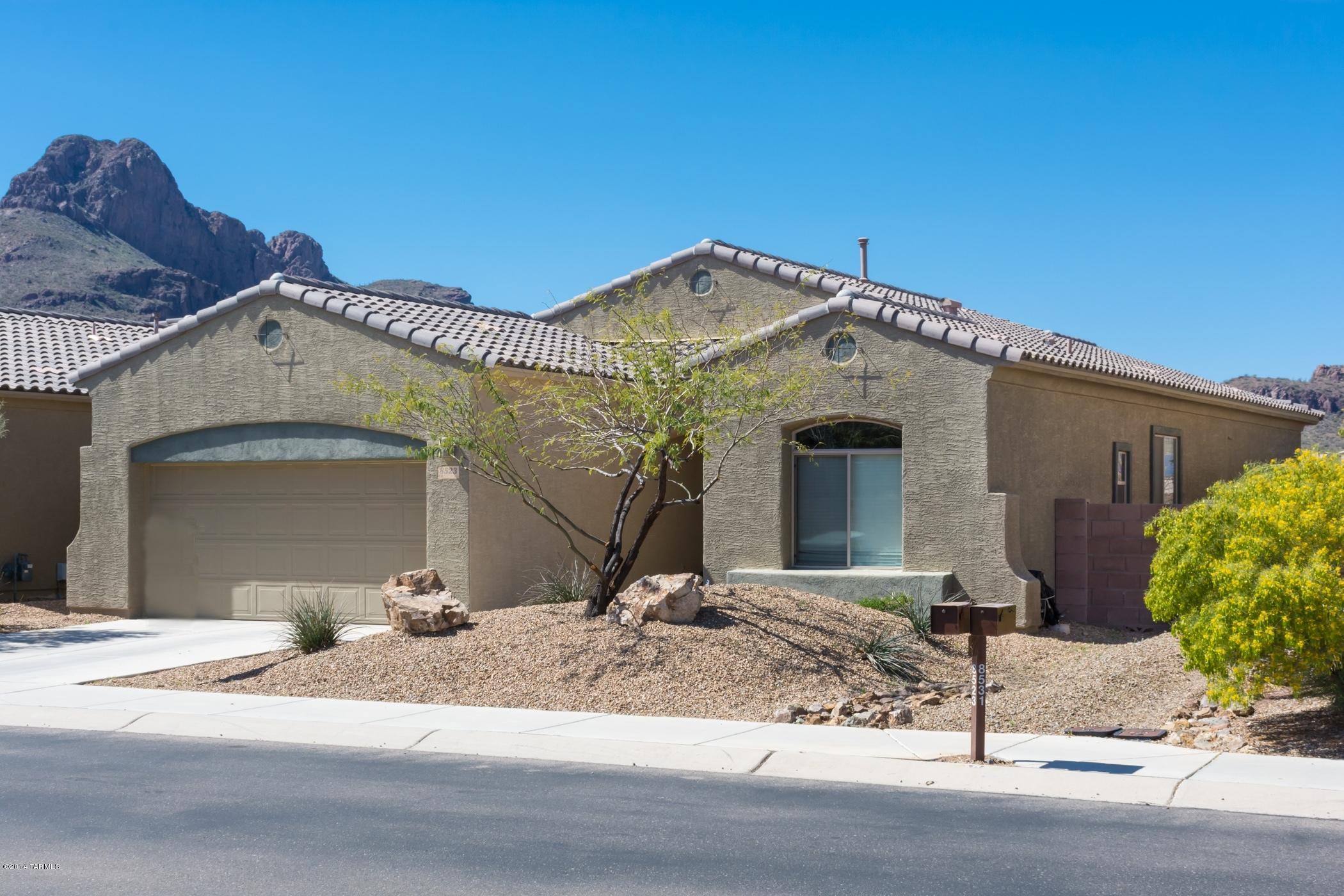 8523 N Shadow Wash Way