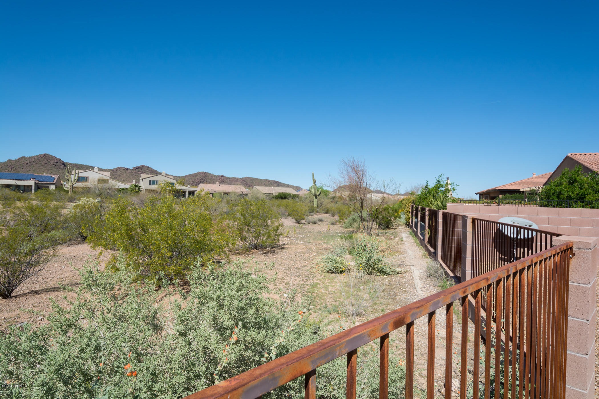 8523 N Shadow Wash Way