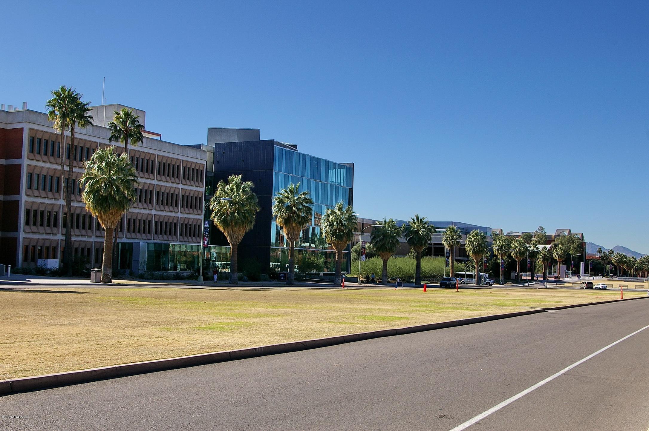 524 N El Camino Del Norte Unit: 526