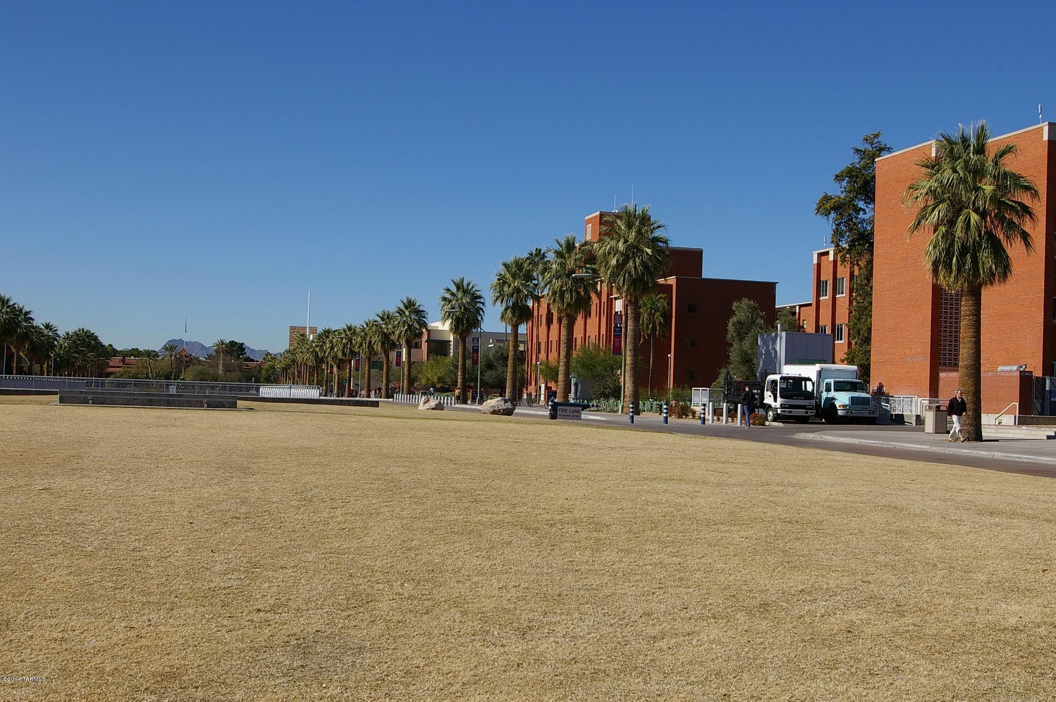 524 N El Camino Del Norte Unit: 526