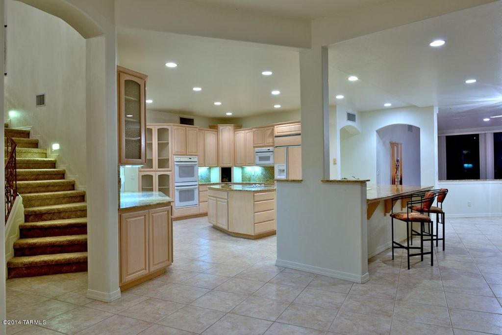 9830 N La Reserve Drive