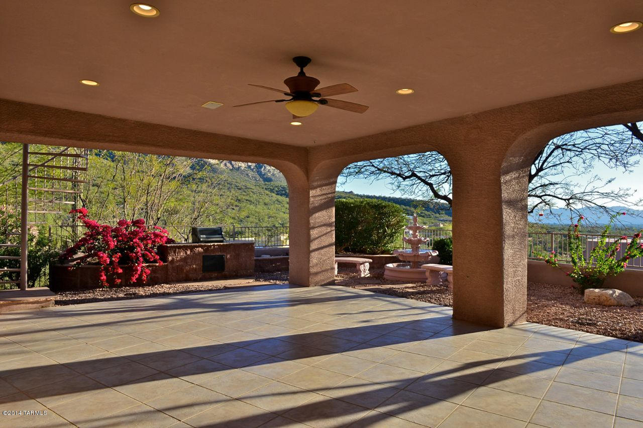 9830 N La Reserve Drive