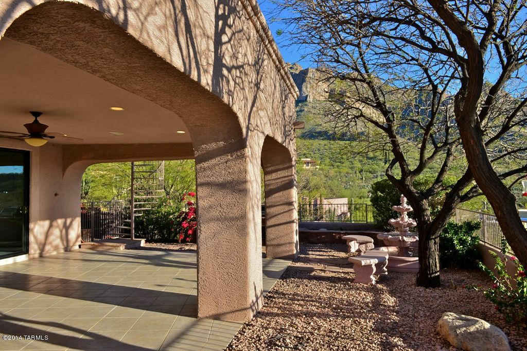 9830 N La Reserve Drive