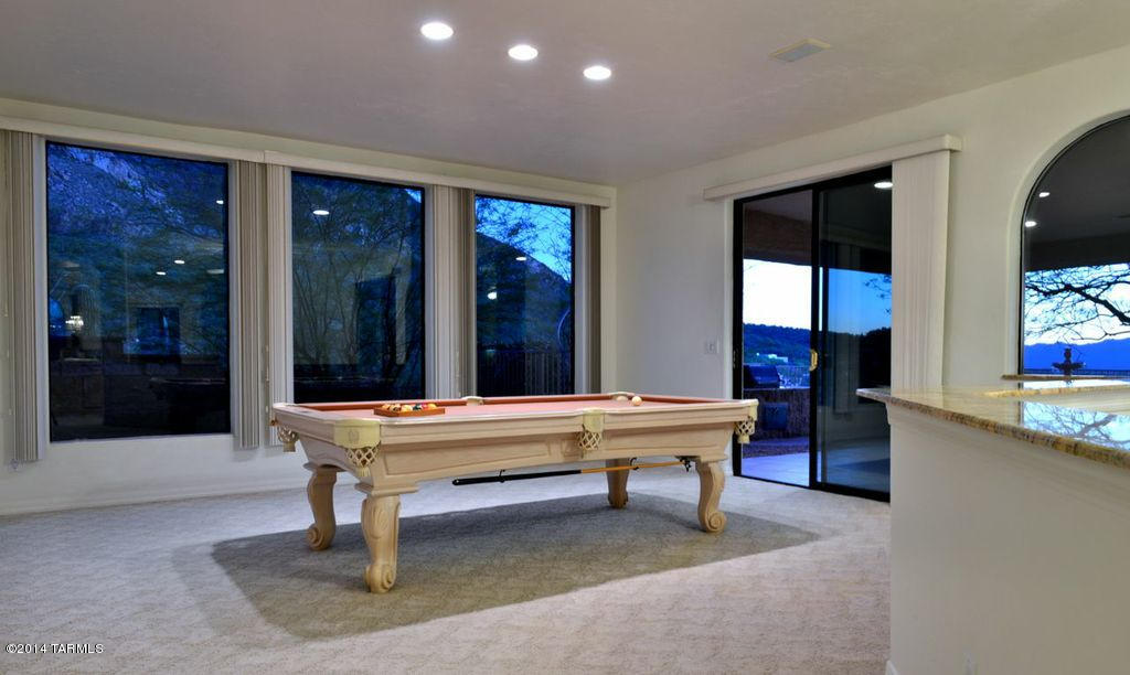 9830 N La Reserve Drive