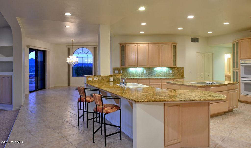 9830 N La Reserve Drive