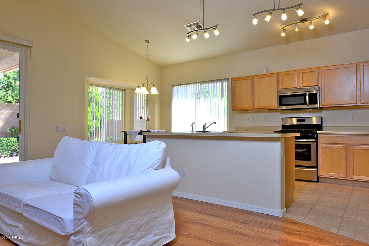 12138 N Seasons Loop