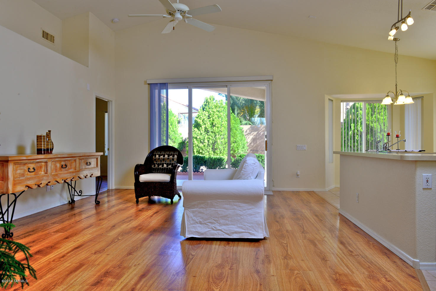 12138 N Seasons Loop