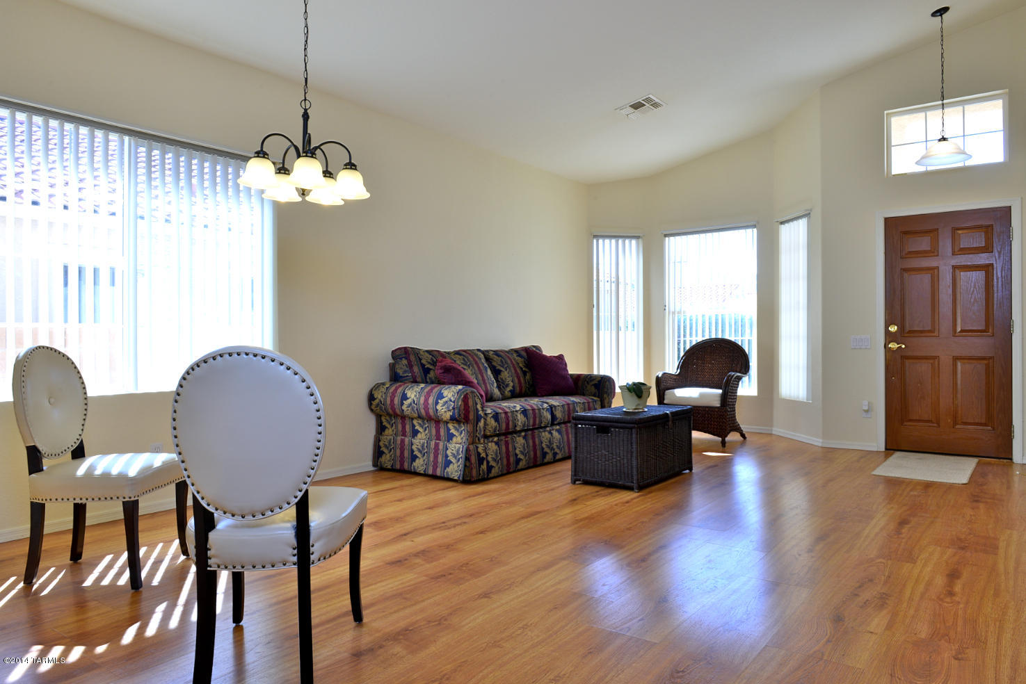 12138 N Seasons Loop