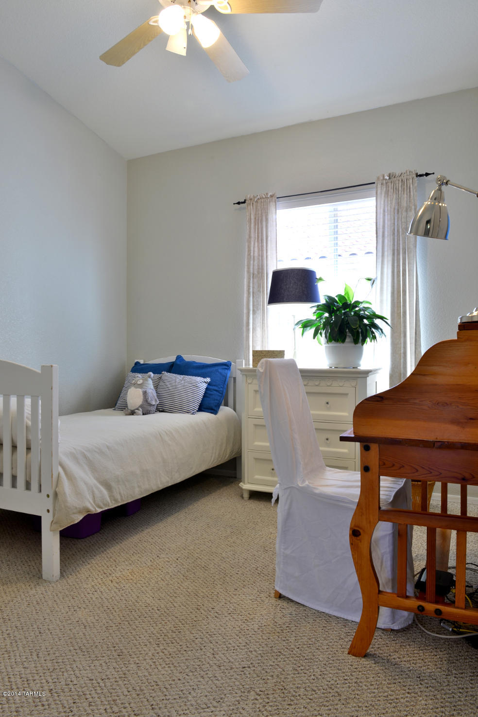 12129 N Sterling Avenue