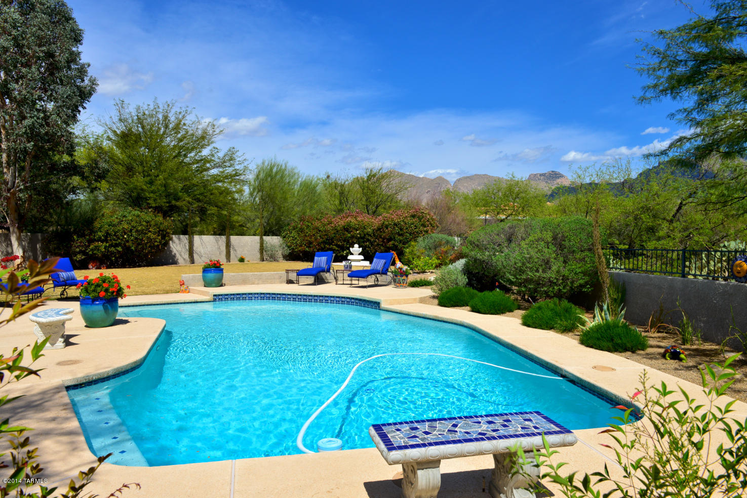 861 E Placita De Arnoldo