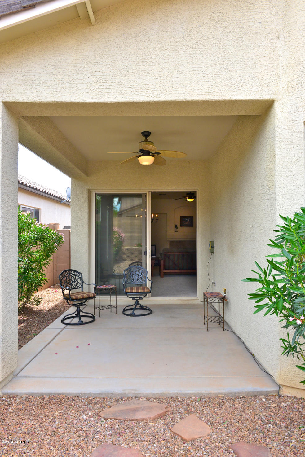 988 W Leatherleaf Drive