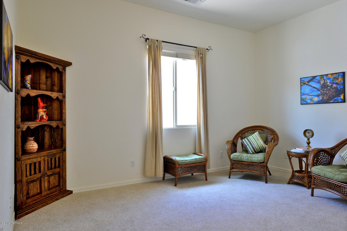 988 W Leatherleaf Drive