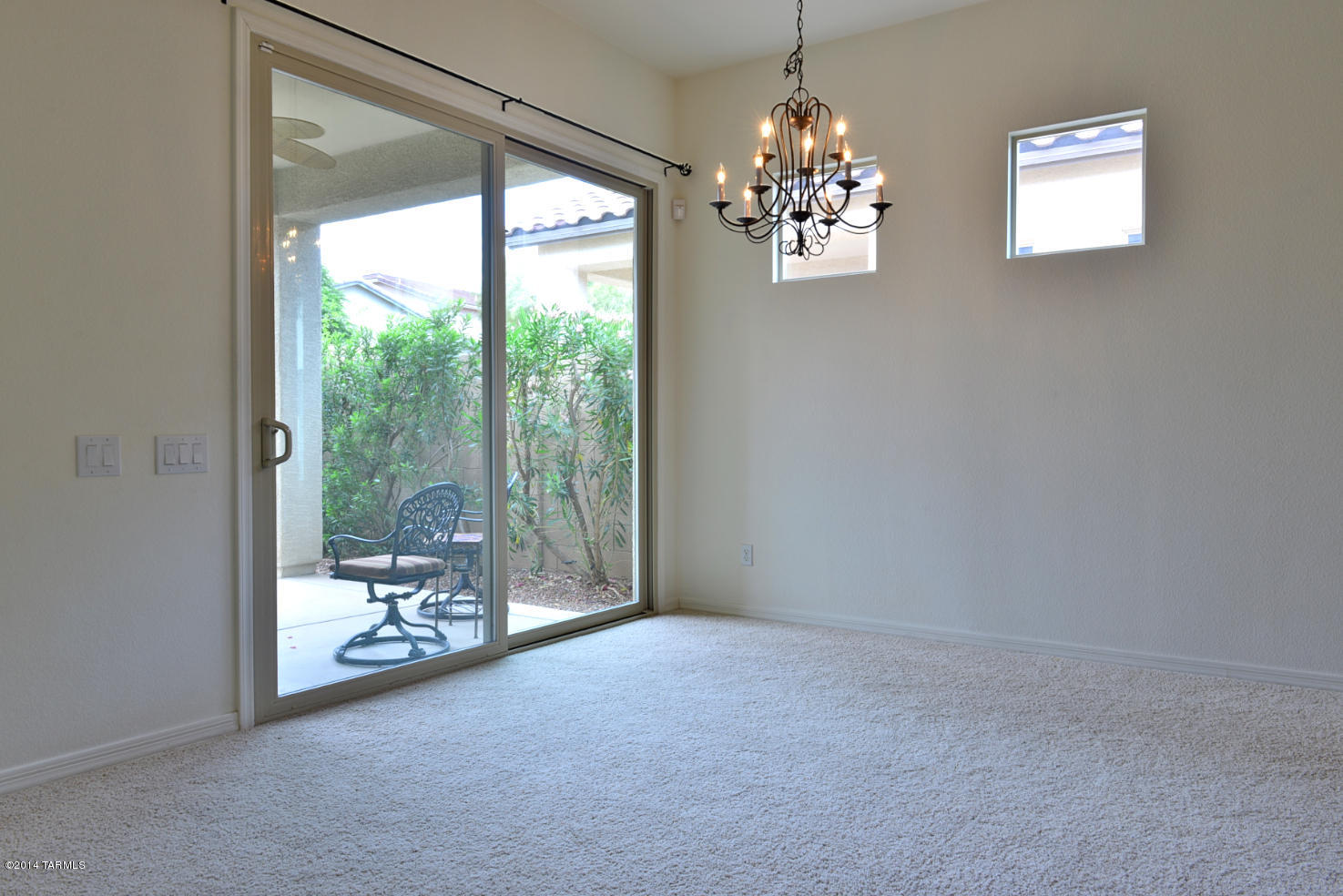 988 W Leatherleaf Drive