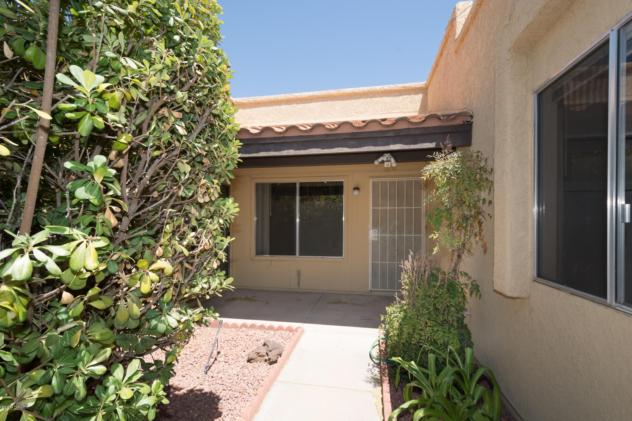 4224 W Pyracantha Drive