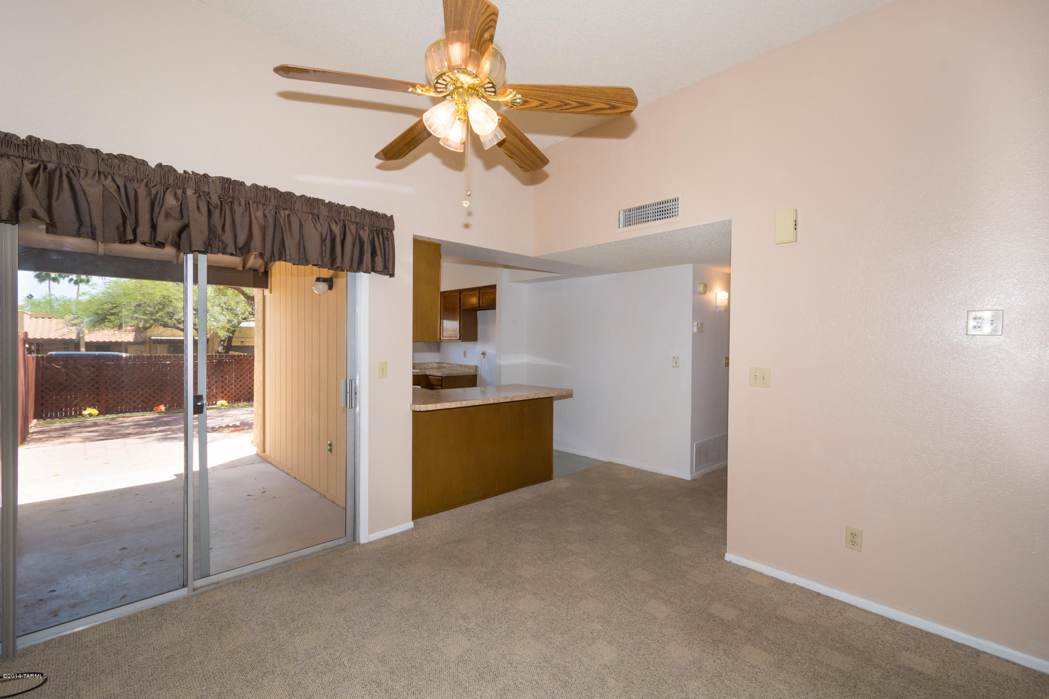 4224 W Pyracantha Drive