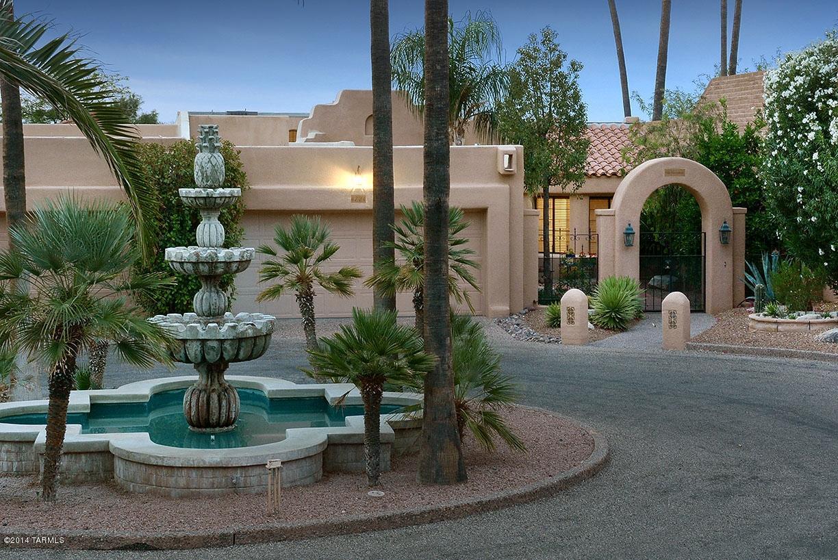 6724 N Chapultapec Circle